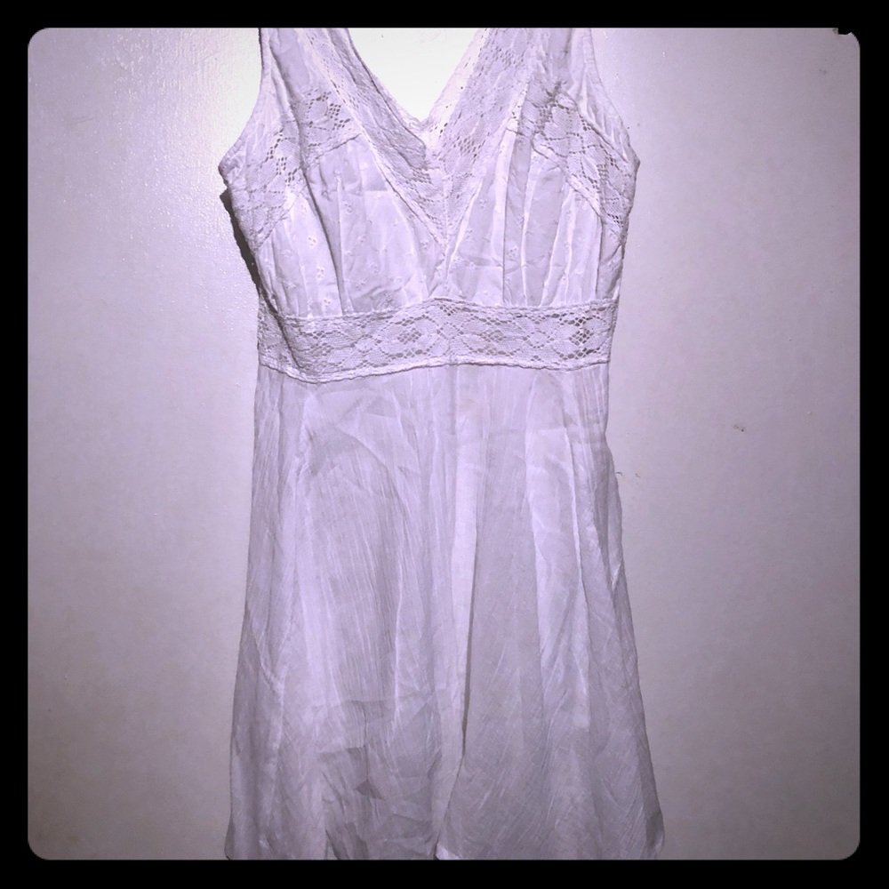 White lace dress